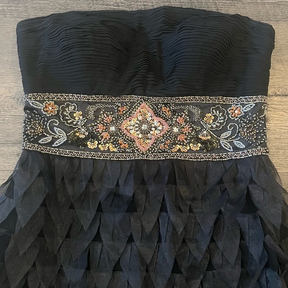 Sue Wong Beaded Silk Petal Mini Dress - Picture 2 of 6